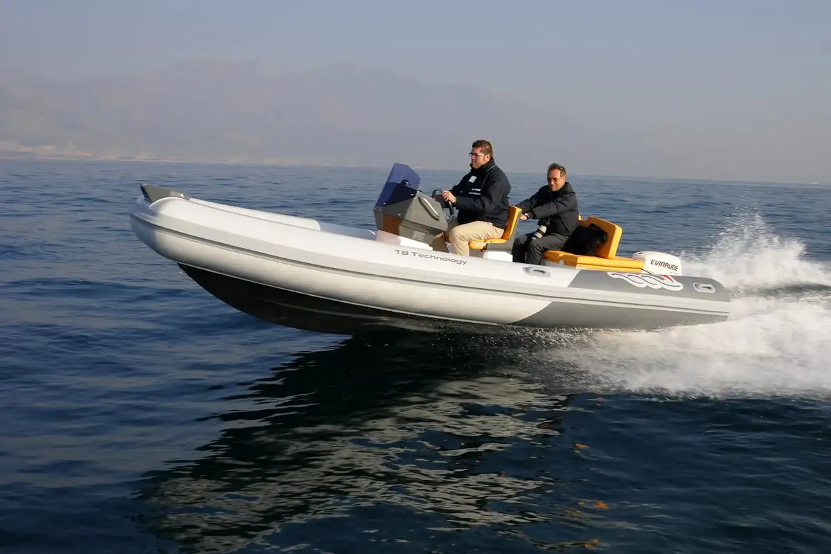 MV Marine MV 18 Technology — gumenjak 5,5 m, fotografija 3 od 4