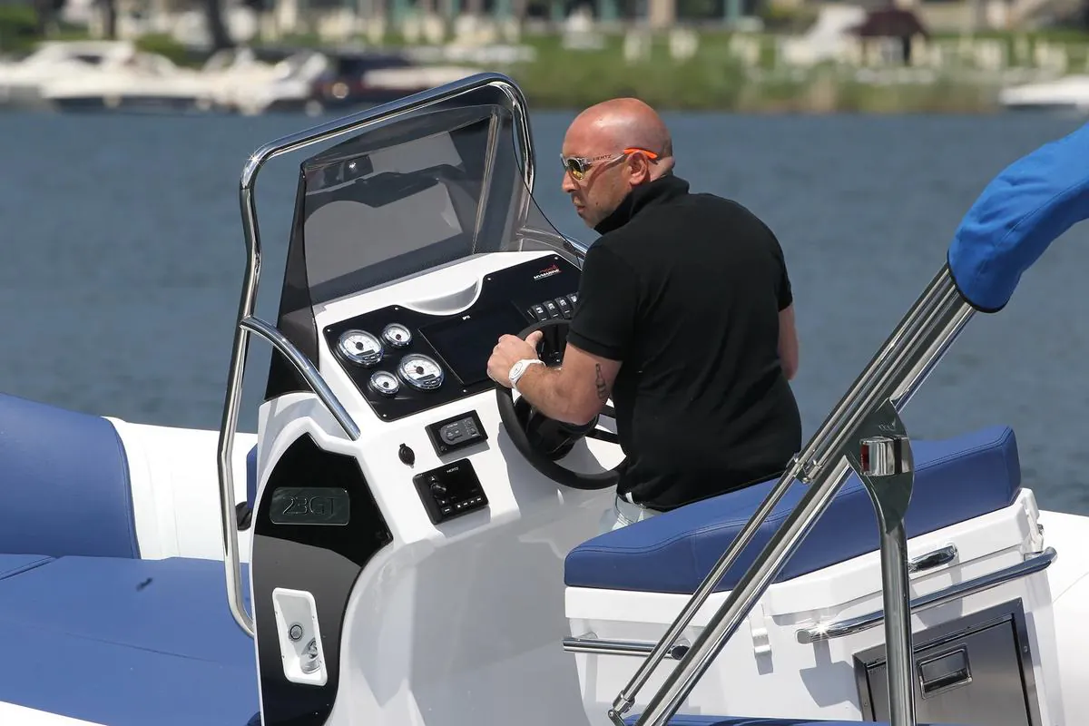 MV Marine MV 23GT — gumenjak 6,99 m, fotografija 4 od 4