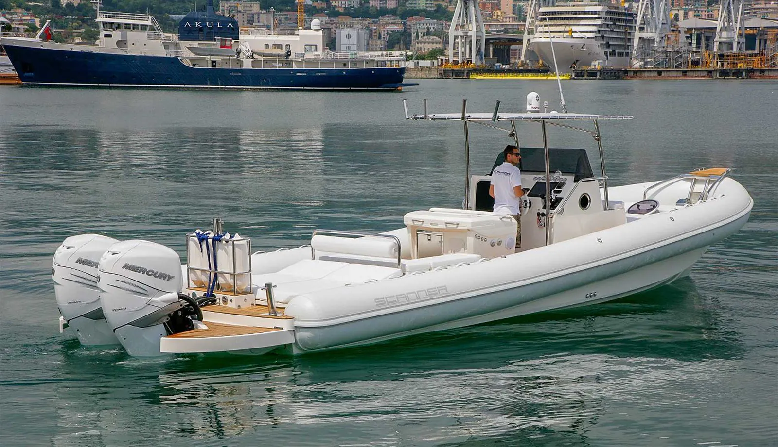 Scanner Marine Troy 40 — gumenjak 11,3 m, sa dva vanbrodska motora u luci